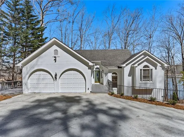 3120 Lake Ranch Cir, Gainesville, GA 30506