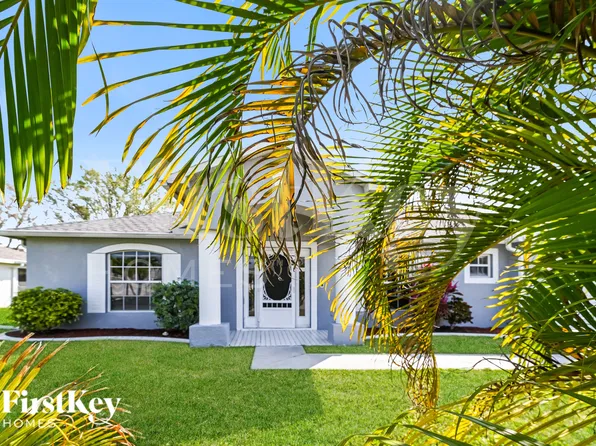 3737 SW 1st Pl, Cape Coral, FL 33914