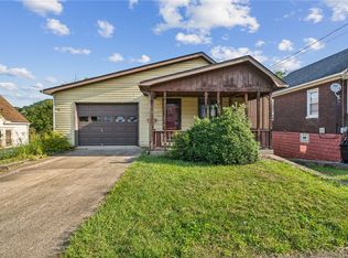819 8th St, Trafford, PA 15085