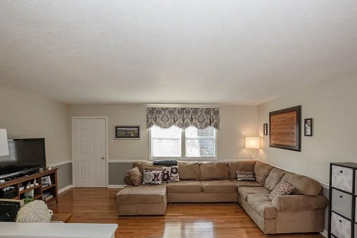440 Merman Rd — Photo 15