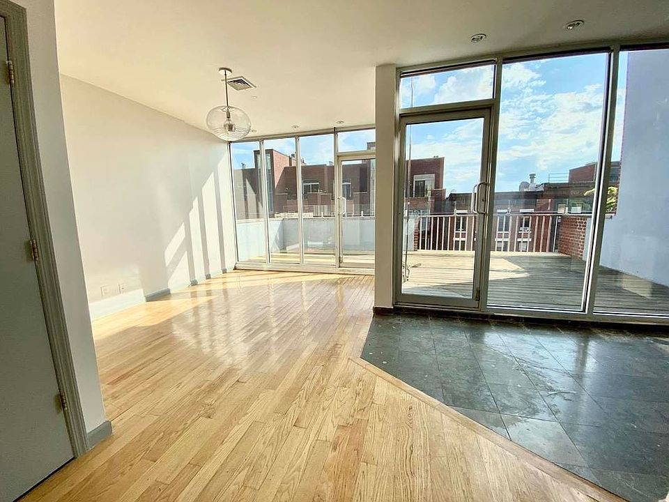1st image of 359 15th St APT 1