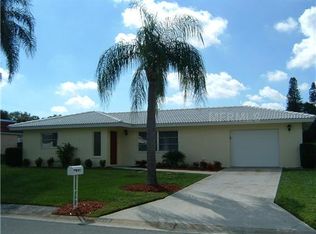 3512 Pinecrest St, Sarasota, FL 34239