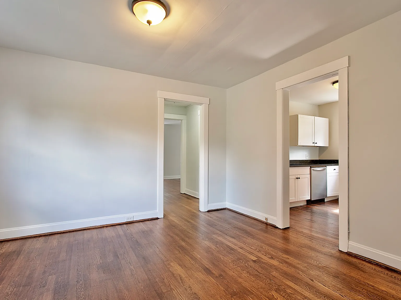 1 bed, 1200 sqft, $1,145 — Photo 4