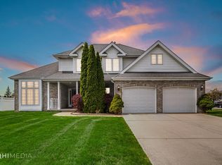 1255 Springbrook Ct, Crown Point, IN 46307