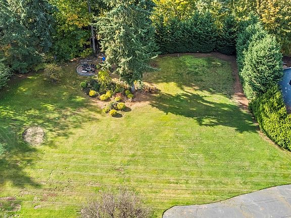 2nd image of 13724 96th Avenue E