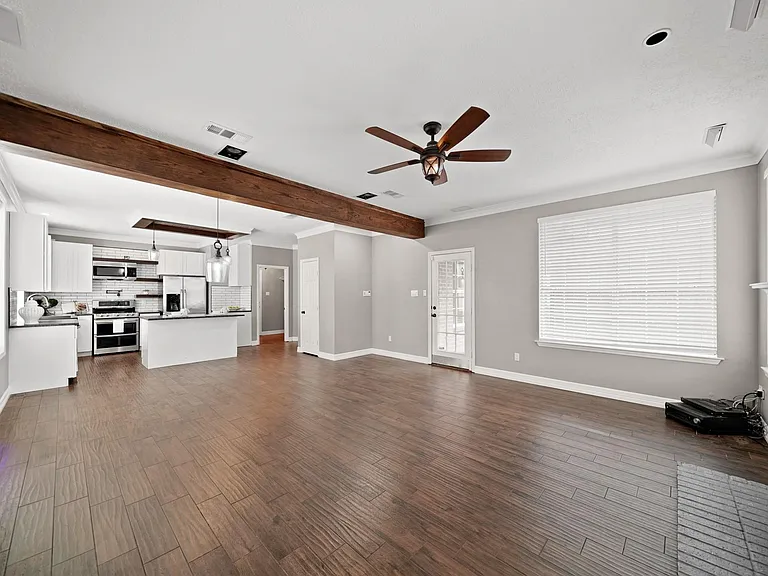 1207 Wildewood Ct — Photo 15
