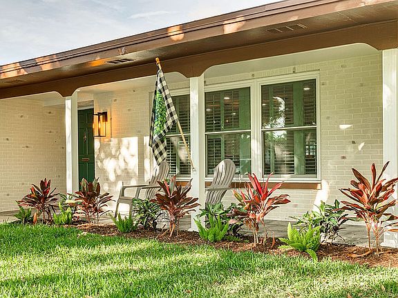 5th image of 1869R Paradise Ln