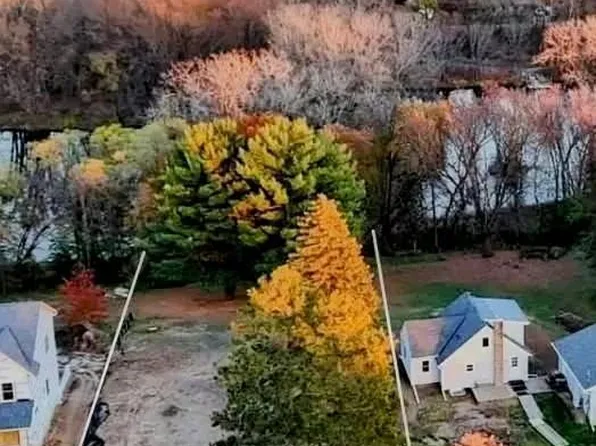 2760 Noel Dr, Little Canada, MN 55117