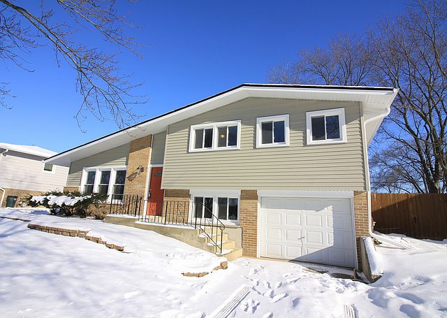 1st image of 15013 Parkside Ave