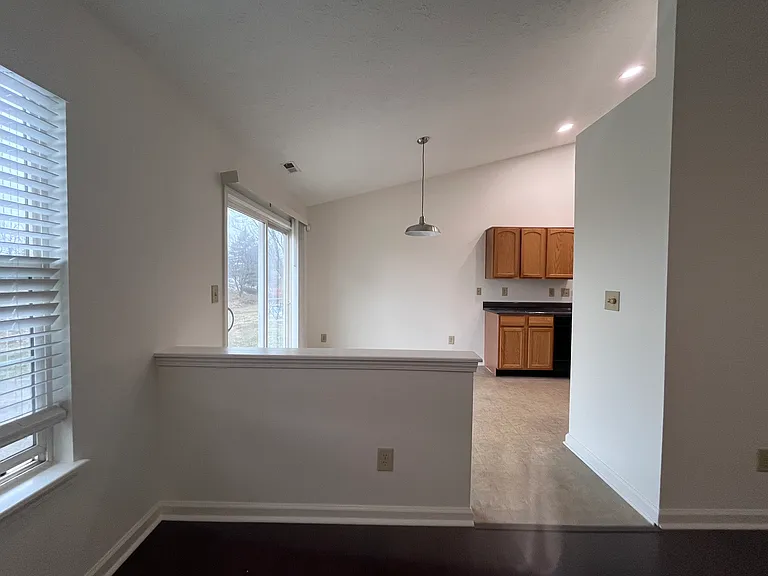 6540 Amherst Way — Photo 19
