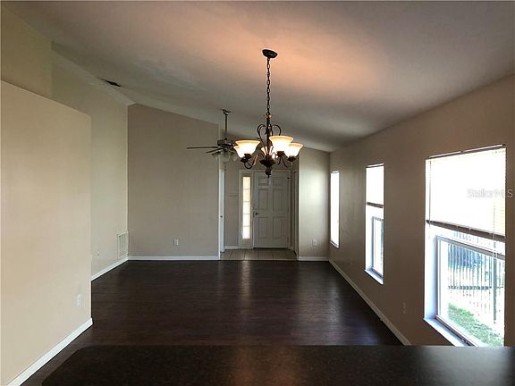 4th image of 5868 Wrenwater Dr