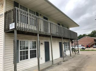 1315 Merchant St APT D, Emporia, KS 66801