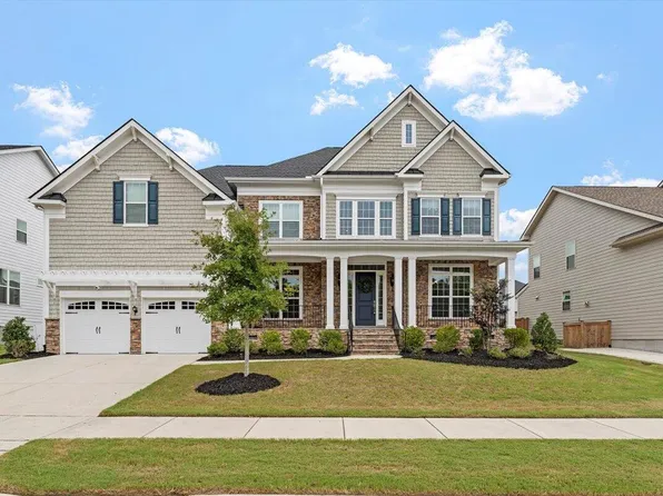 203 Weddington Park Ln, Apex, NC 27523