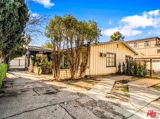 11344 Oxnard St, North Hollywood, CA 91606