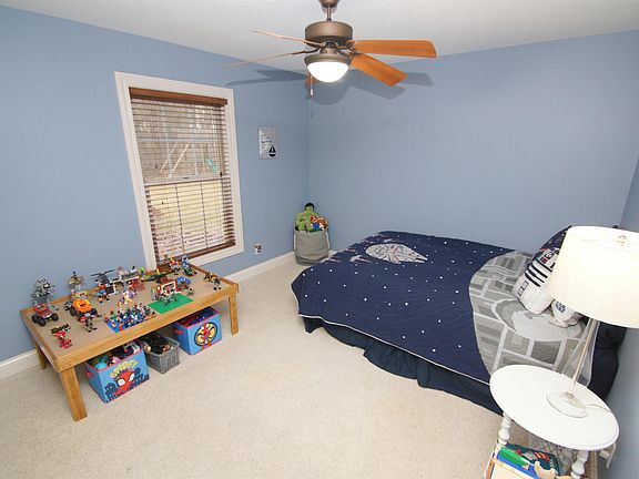 5th image of 22607 66th Ave N