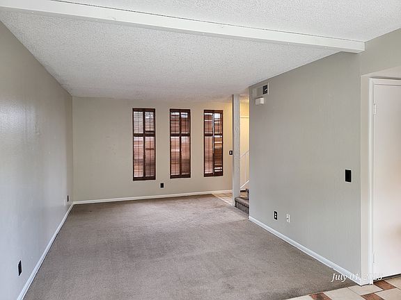2nd image of 130 Bel Port Dr Unit 131