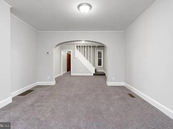 112 Old Rose St, Trenton, NJ 08618