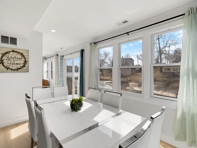 26415 W Beach St — Photo 30