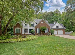 102 Grove Park Dr, Boiling Springs, SC 29316