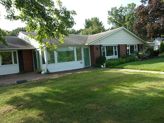 4th image of 191A Sterling Ct