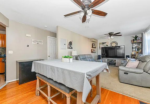 4th image of 405 Taylor Ave