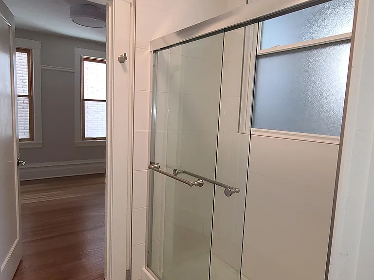 1096 Pine St #303 — Photo 6
