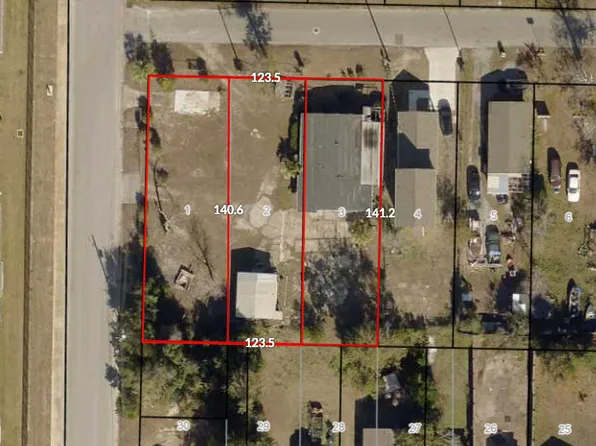 1002 E 14th Ct, Panama City, FL 32401