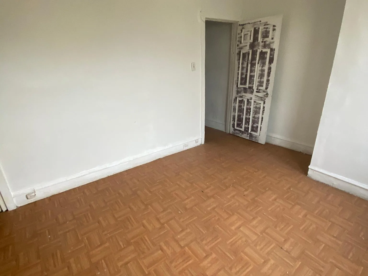 608 W Annsbury St — Photo 1