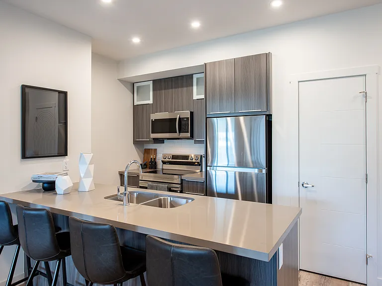 346 Clareview Station Dr NW — Photo 10