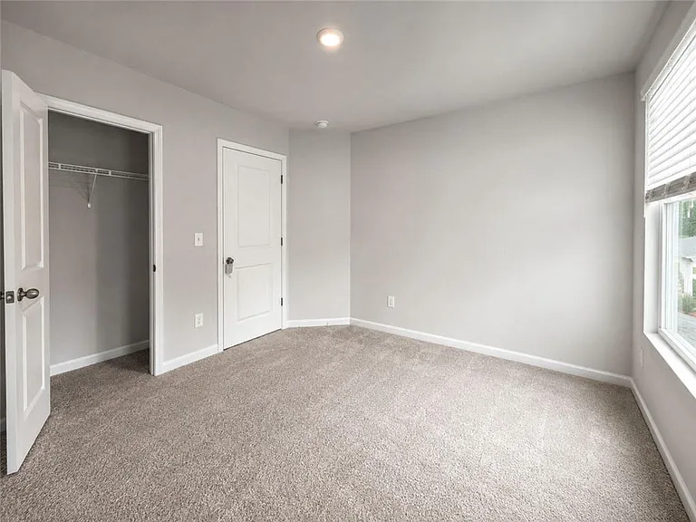 120 Heard Ln — Photo 12