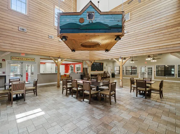 Apple Mountain Resort