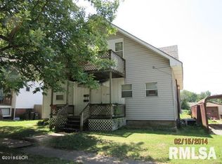 217 S 16th St, Herrin, IL 62948