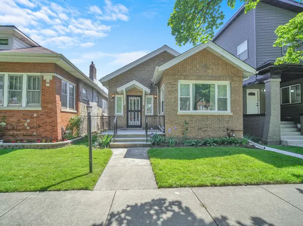 7707 S Ridgeland Ave, Chicago, IL 60649