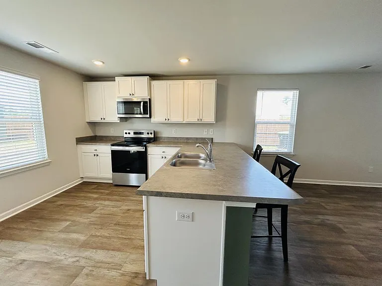 2157 Grande Palms Trl SE — Photo 13