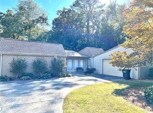 2818 Gracewood Dr NE, Marietta, GA 30062