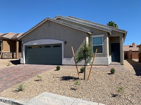2nd image of 1840 Pebble Cove Ave
