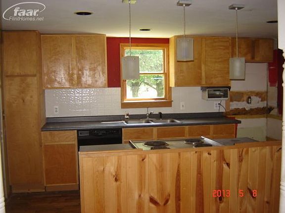 4th image of 7349 Lawrence St