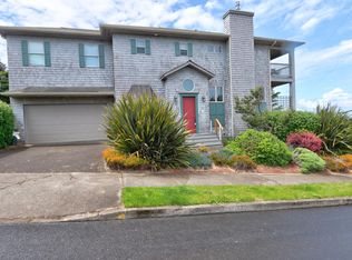 522 SW Hurbert St, Newport, OR 97367