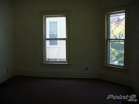 2nd image of 209 Rock St