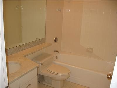 3rd image of 301 W 57th St APT 16E