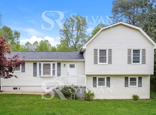 31 Rawood Dr, Travelers Rest, SC 29690