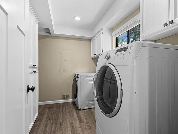 5th image of 4440 Shady Oak Way