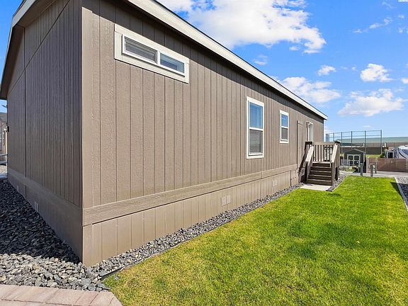 3rd image of 3517 N Road 84 #113C