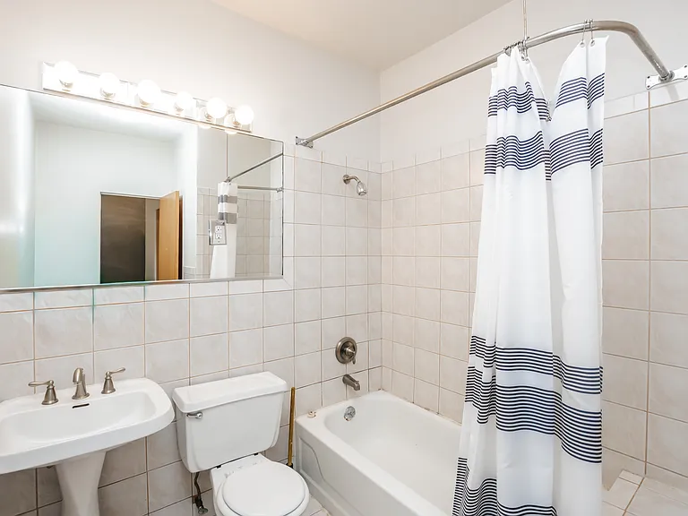 5229 S Greenwood Ave #3 — Photo 20
