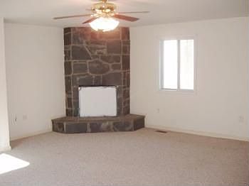 3rd image of 126 Glenwood Ln