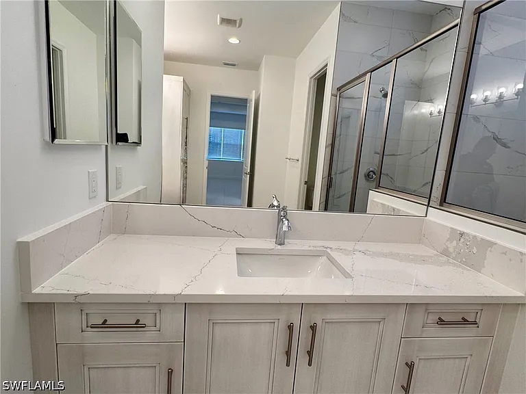 2864 Bloomfield Way — Photo 24