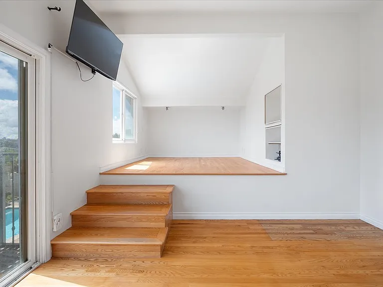 13049 Shalimar Pl — Photo 23