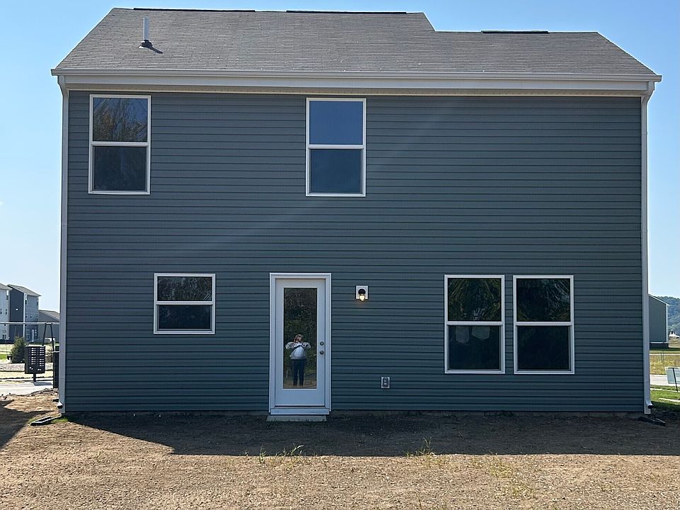 2nd image of 1630 E Marcile Dr