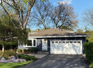 315 N Linden St, Itasca, IL 60143