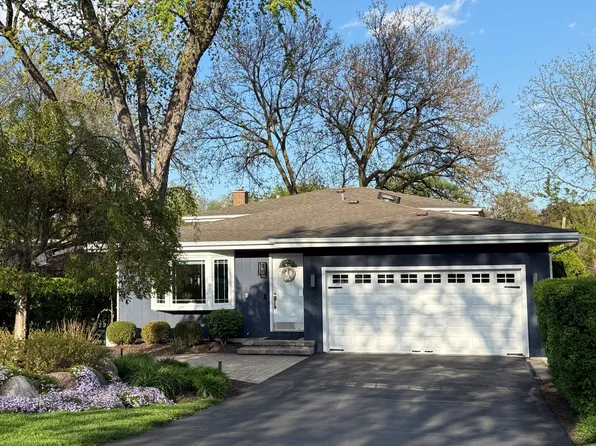 315 N Linden St, Itasca, IL 60143